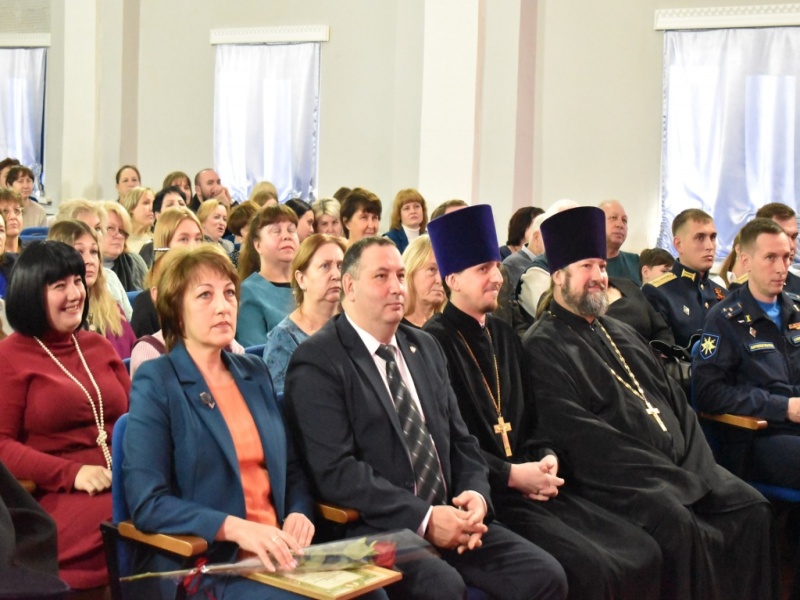 По благословению епископа Балашовского и Ртищевского Тарасия в Ртищеве состоялись восьмые Межмуниципальные Александровские образовательные чтения, организованные Ртищевским благочинием при поддержке управления общего образования администрации района.